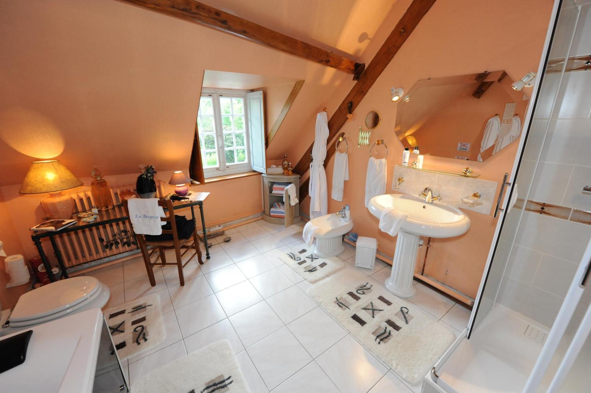 Chambres d'hôtes La Bergerie de l'Aqueduc Houx Chambre photo